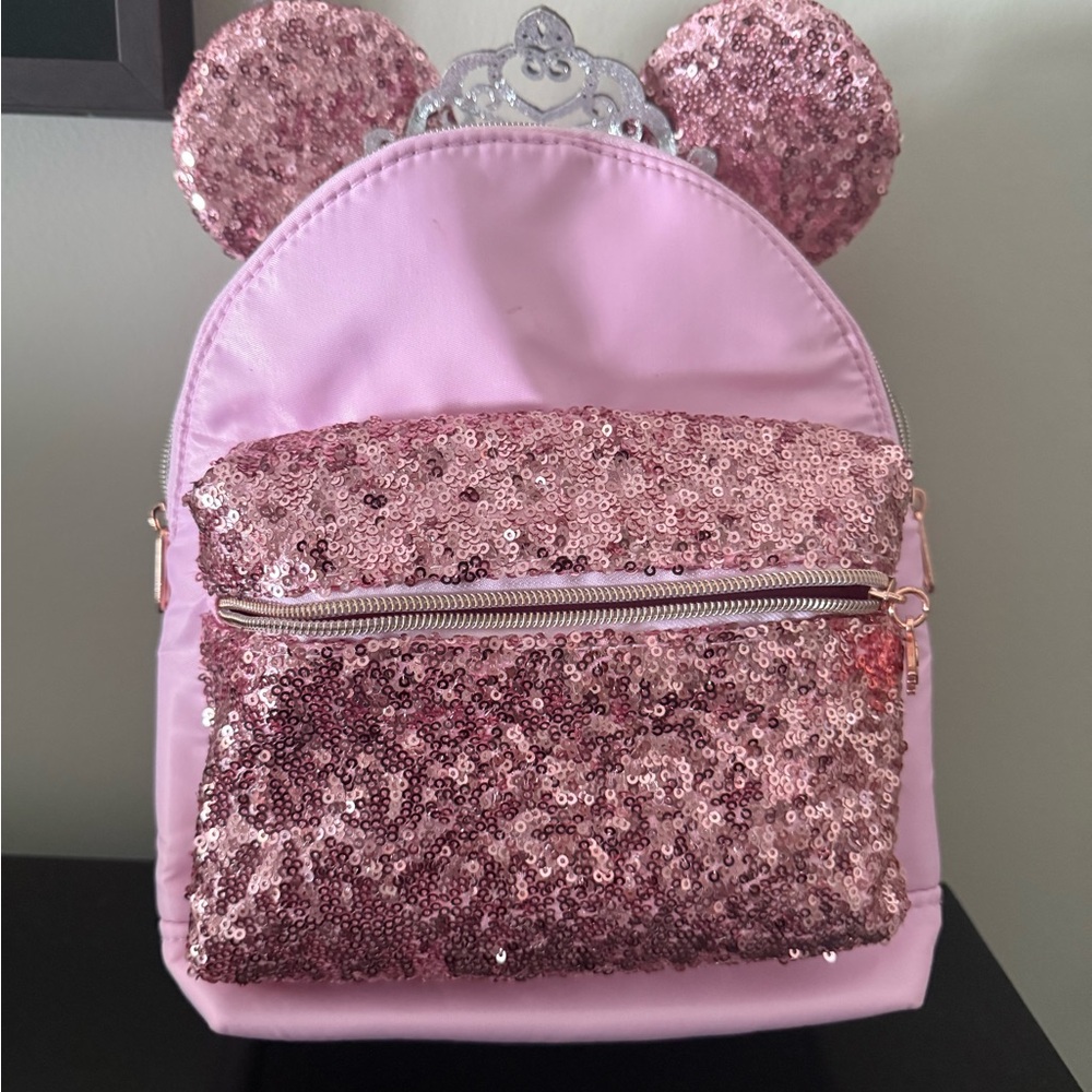 Line new, beautiful, RARE Disney Bibbidi Bobbidi Boutique Backpack PInk Sequins